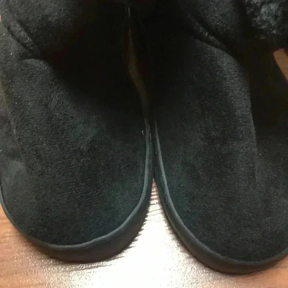 Bebe Girl Black Faux Fur Boots, size 1 - Picture 4 of 5